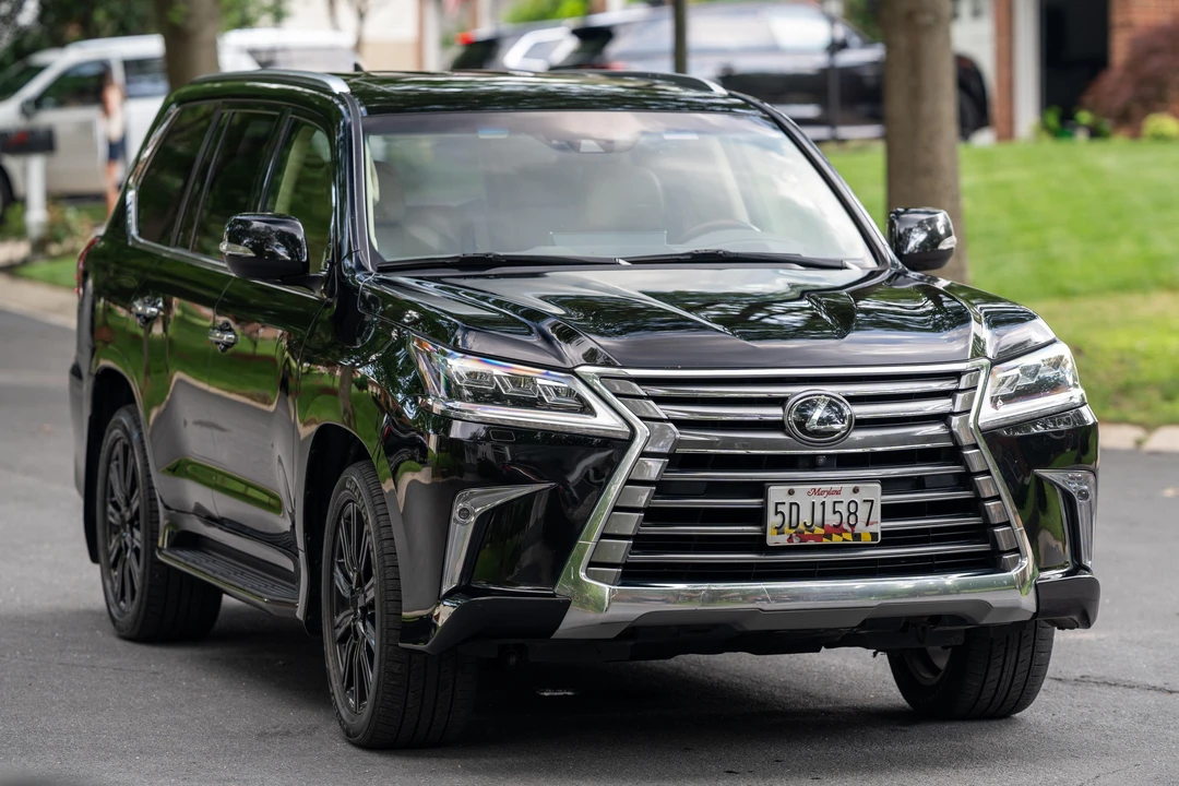 2019 Lexus LX 3rd Gen - Image 8 of 31
