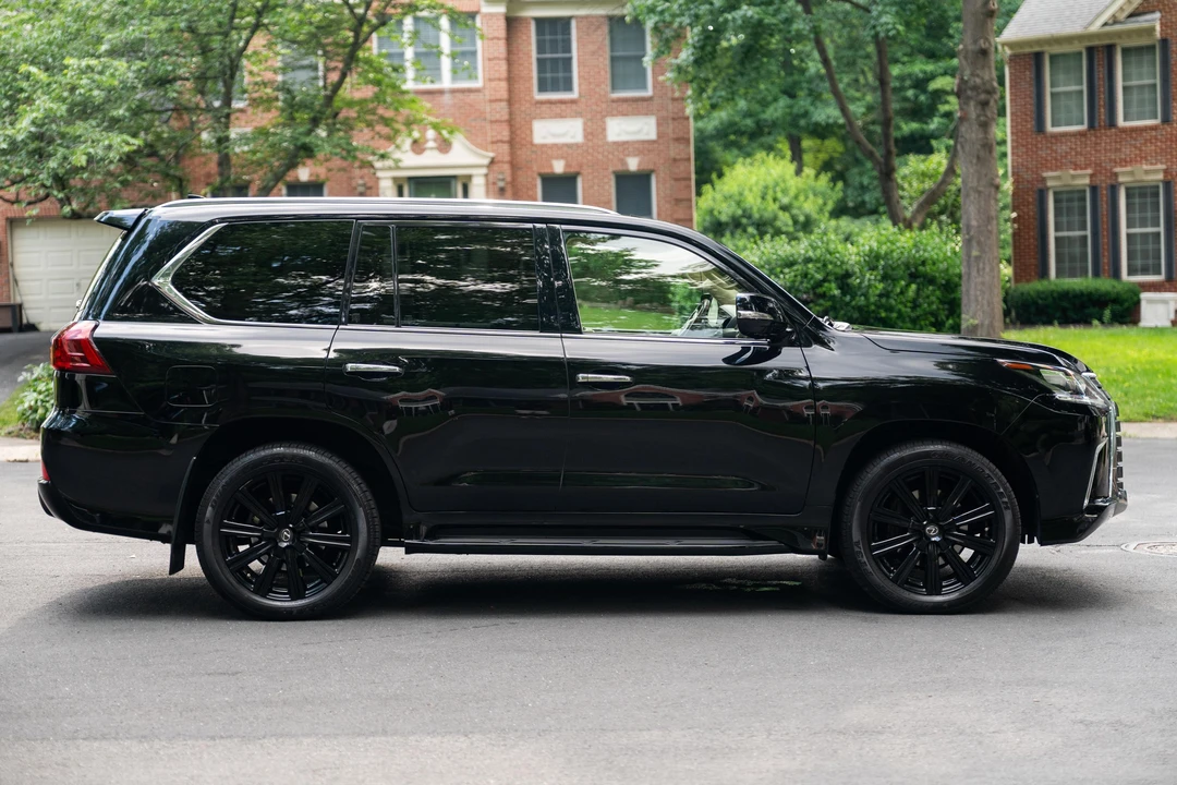 2019 Lexus LX 3rd Gen - Image 3 of 31