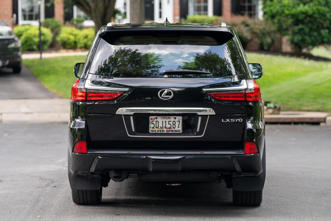 2019 Lexus LX 3rd Gen - Image 5 of 31