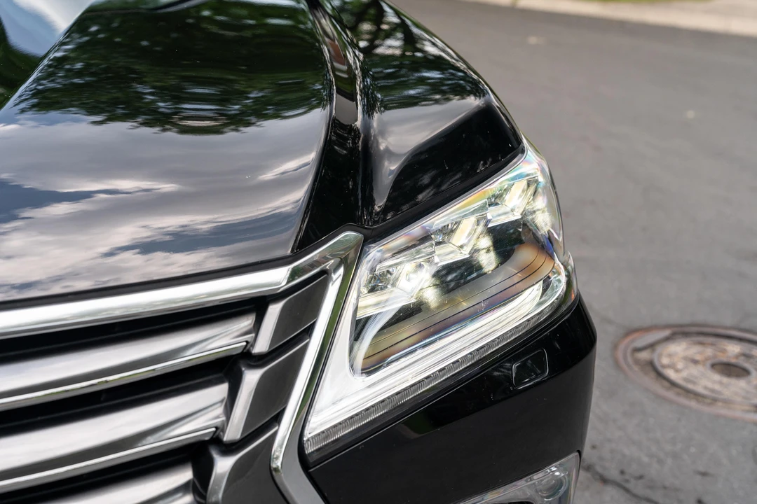 2019 Lexus LX 3rd Gen - Image 14 of 31