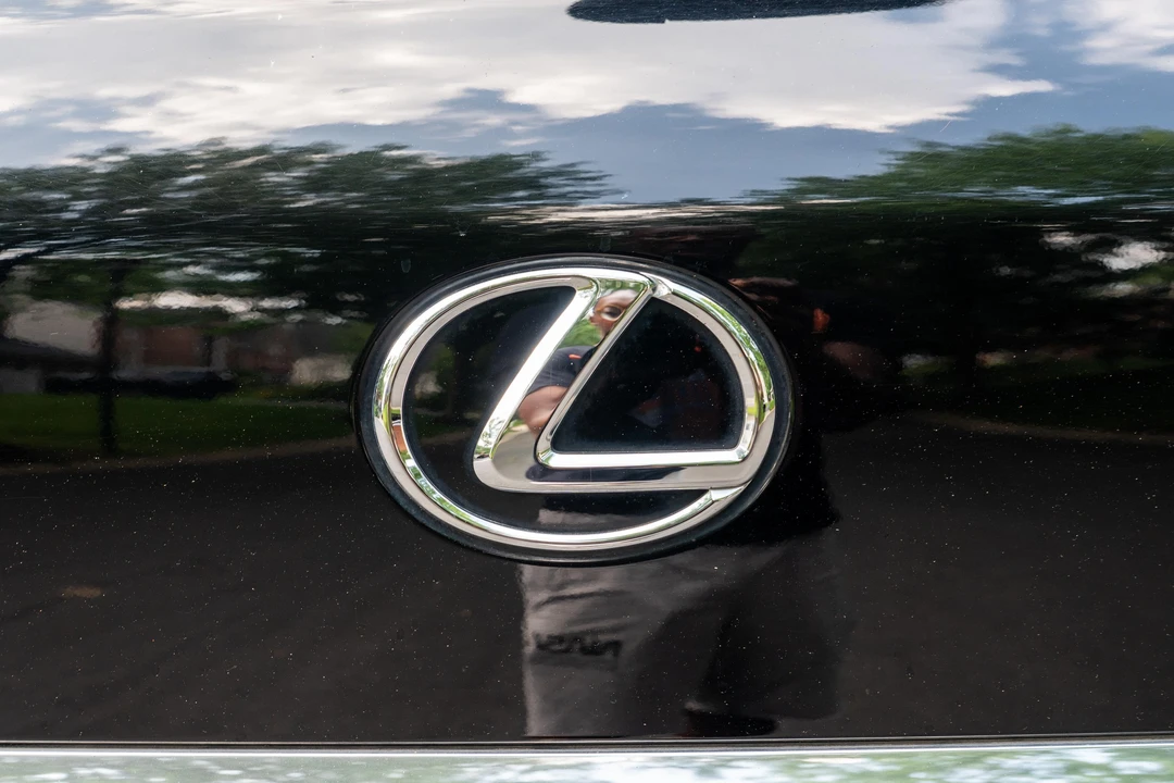 2019 Lexus LX 3rd Gen - Image 24 of 31