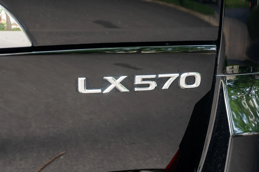 2019 Lexus LX 3rd Gen - Image 27 of 31