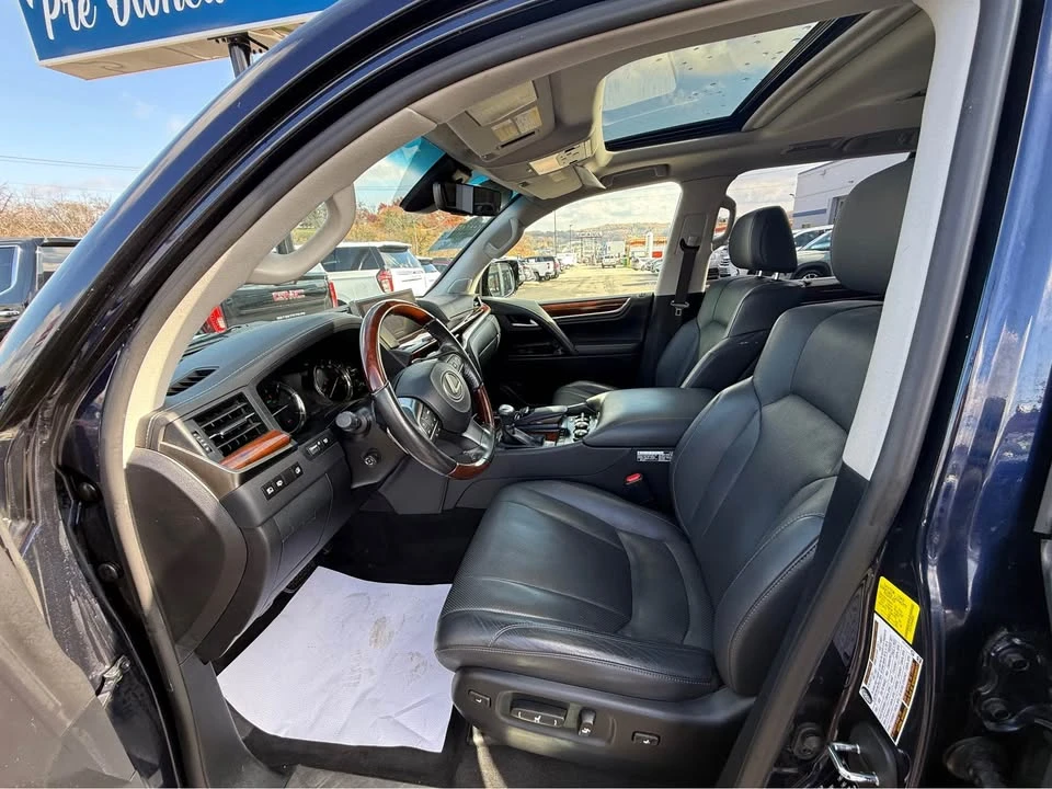 2019 Lexus LX 4th Gen - Image 12 of 15