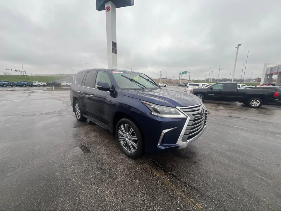2019 Lexus LX 3rd Gen - Image 7 of 20