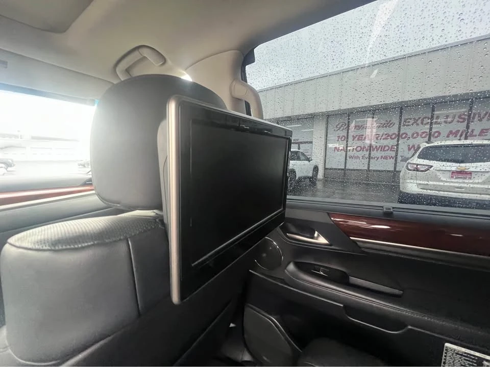 2019 Lexus LX 3rd Gen - Image 19 of 20