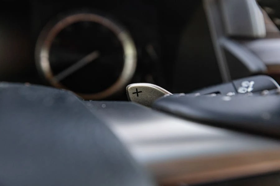 2019 Lexus LX 3rd Gen - Image 27 of 31