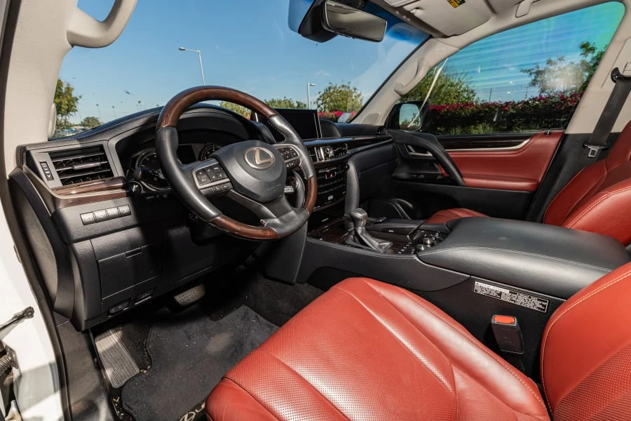 2019 Lexus LX 3rd Gen - Image 24 of 31