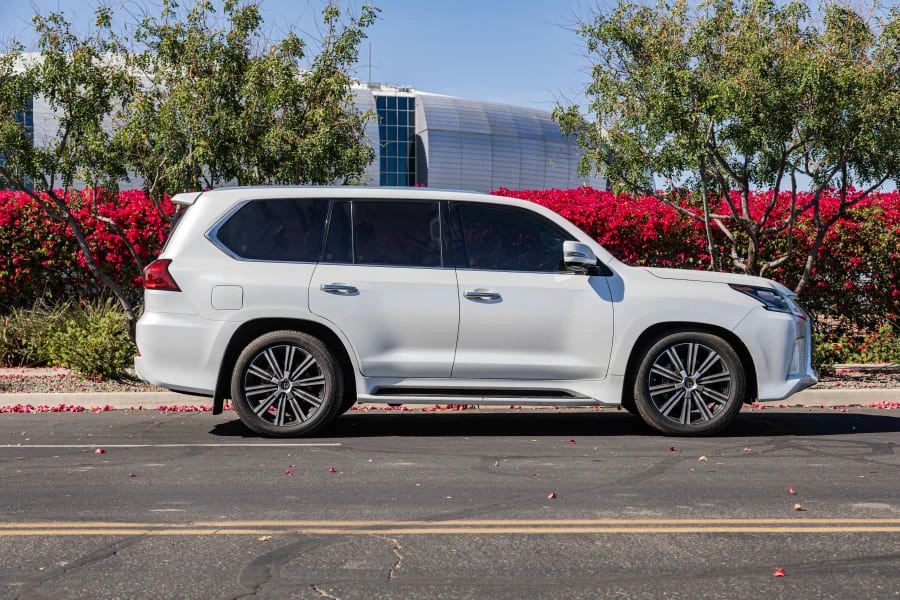 2019 Lexus LX 3rd Gen - Image 2 of 31