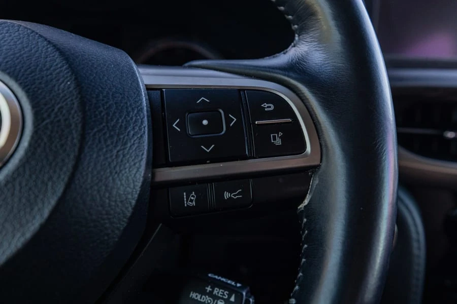 2019 Lexus LX 3rd Gen - Image 23 of 31