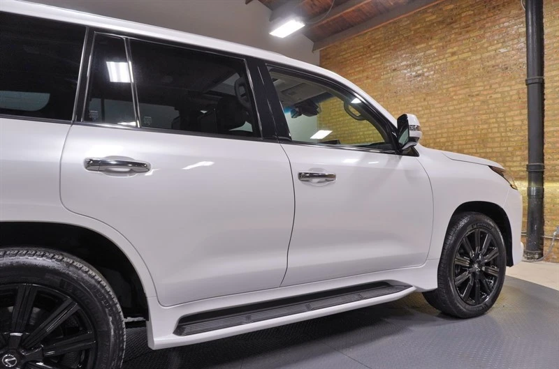 2019 Lexus LX 3rd Gen - Image 13 of 21