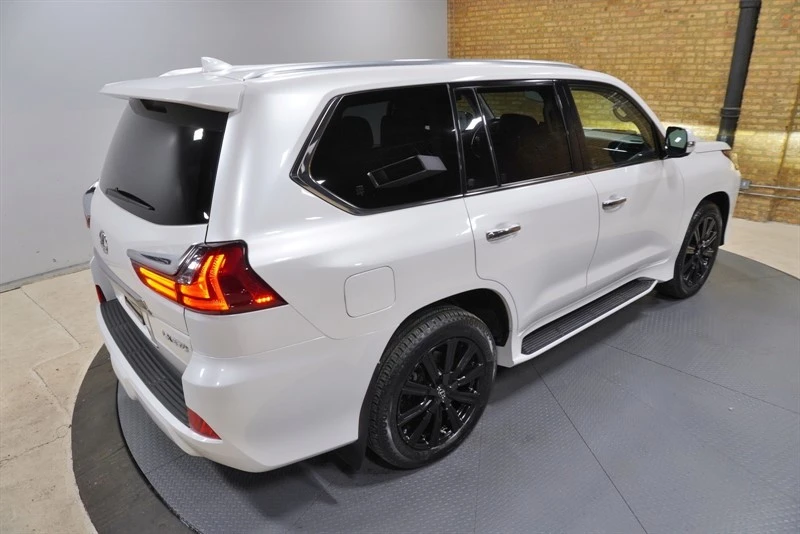 2019 Lexus LX 3rd Gen - Image 11 of 21