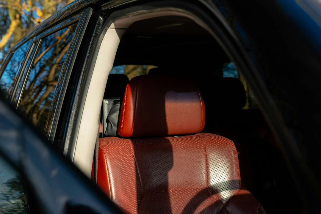 2019 Lexus LX 4th Gen - Image 5 of 21