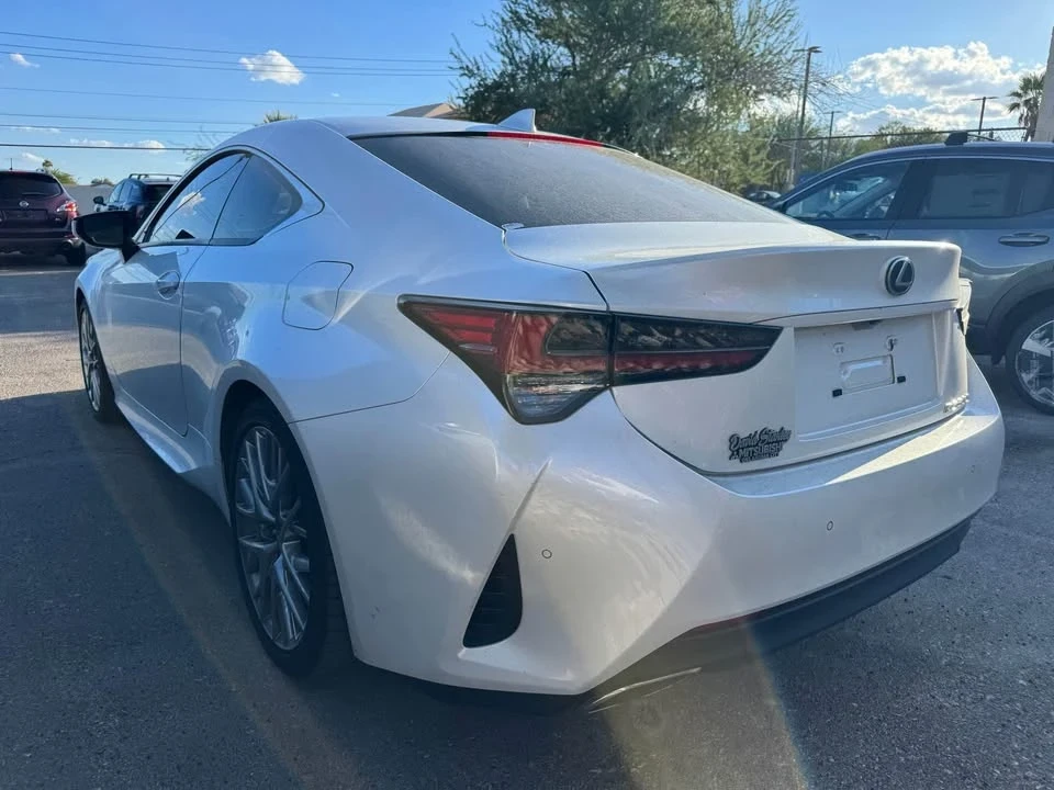 2019 Lexus RC - Image 6 of 10