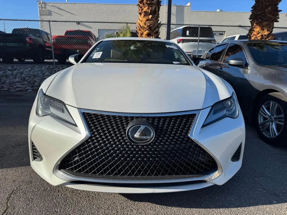 2019 Lexus RC - Image 2 of 10