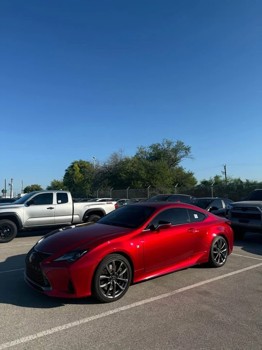 2019 Lexus RC - Image 3 of 3