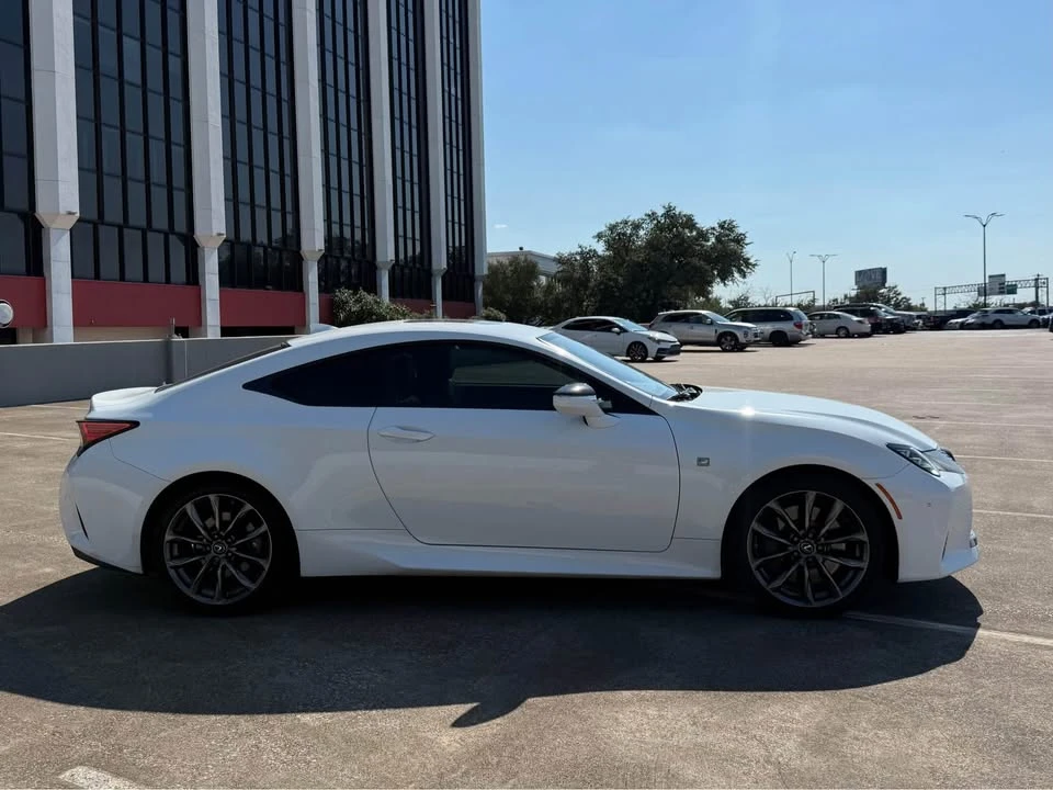 2019 Lexus RC - Image 3 of 8