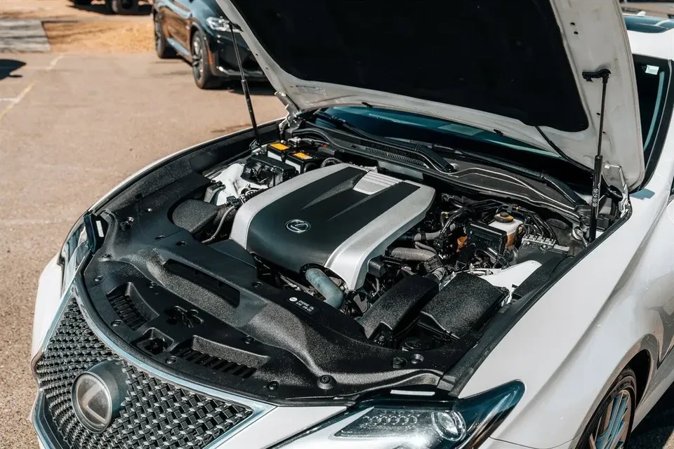 2019 Lexus RC - Image 12 of 12