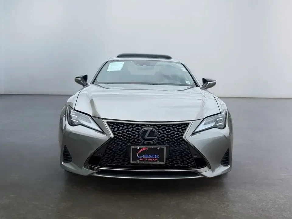 2019 Lexus RC - Image 2 of 20