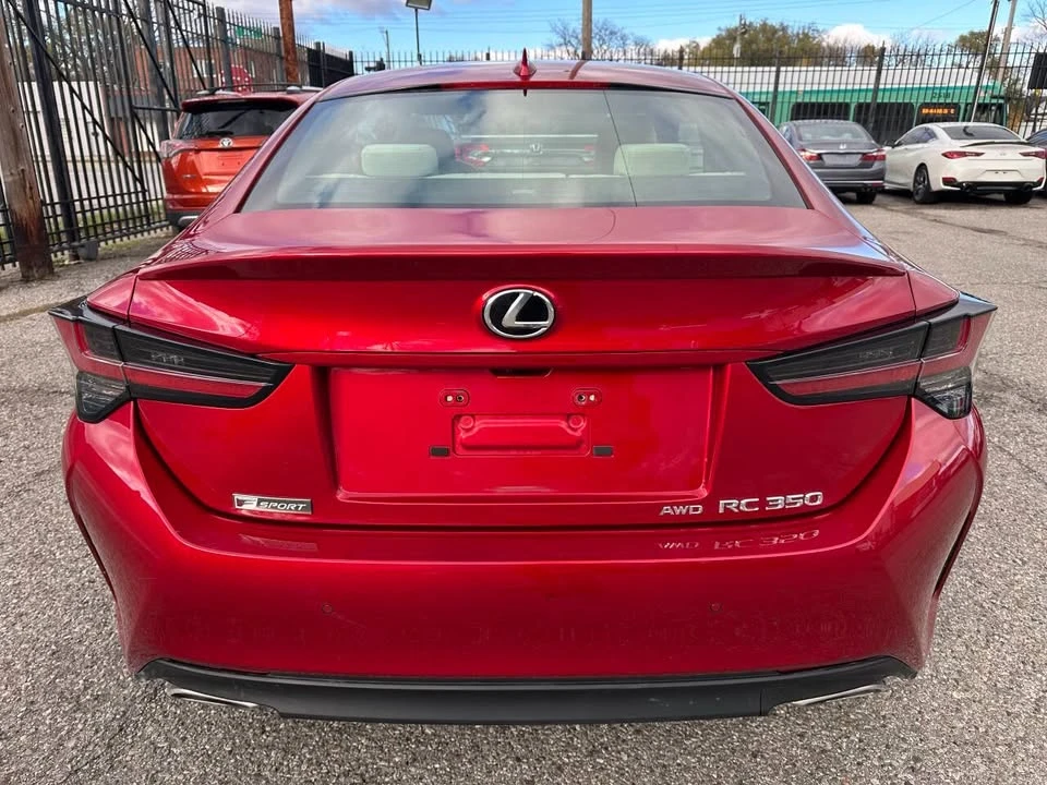 2019 Lexus RC - Image 5 of 19