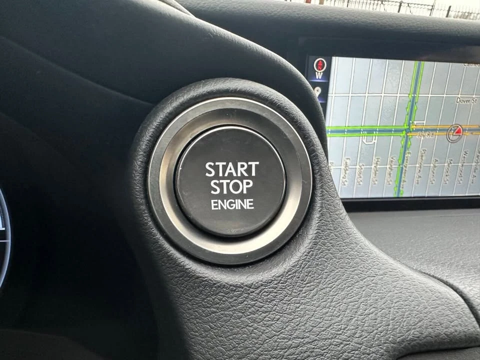 2019 Lexus RC - Image 19 of 19