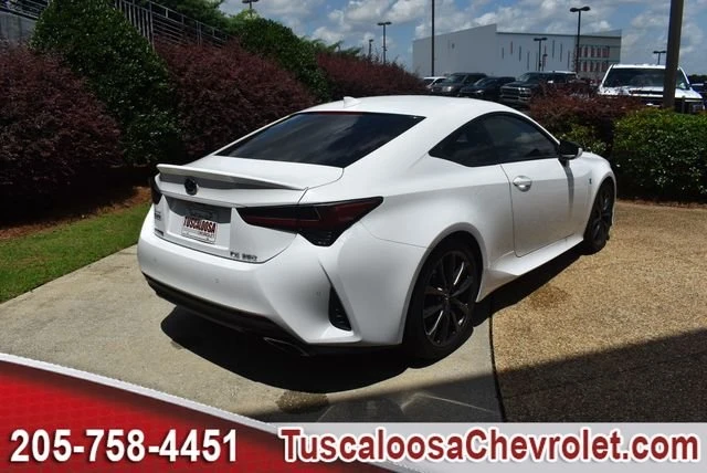 2019 Lexus RC - Image 10 of 20