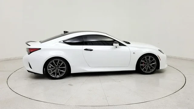2019 Lexus RC - Image 7 of 18