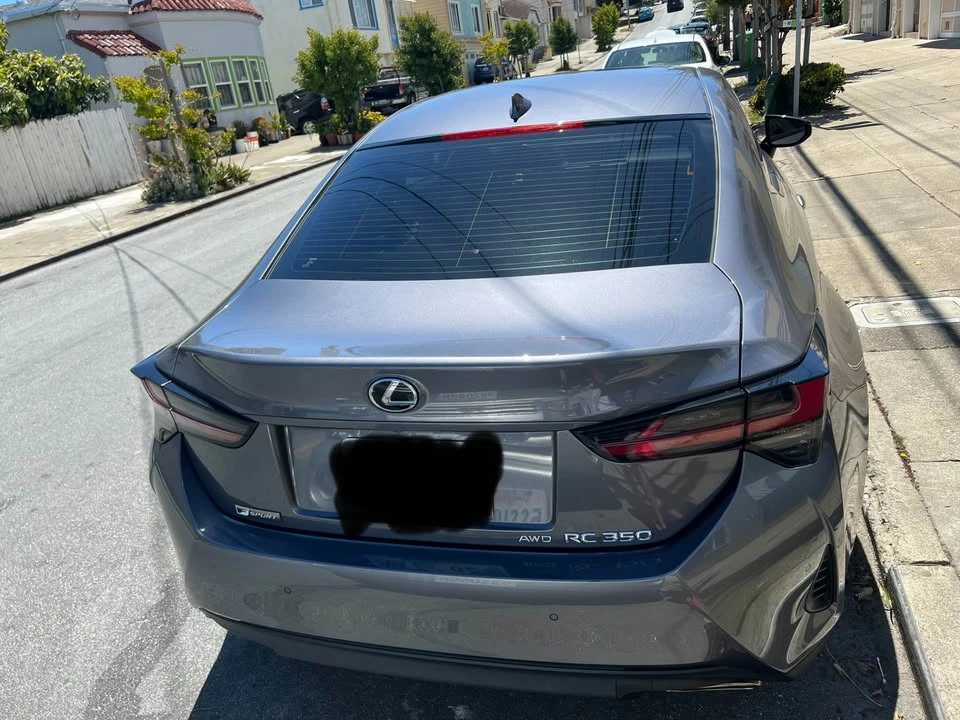 2019 Lexus RC - Image 6 of 17