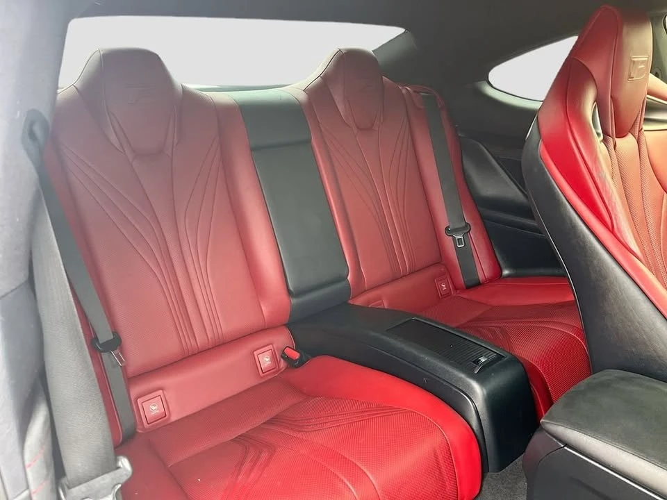 2019 Lexus RC F - Image 16 of 20