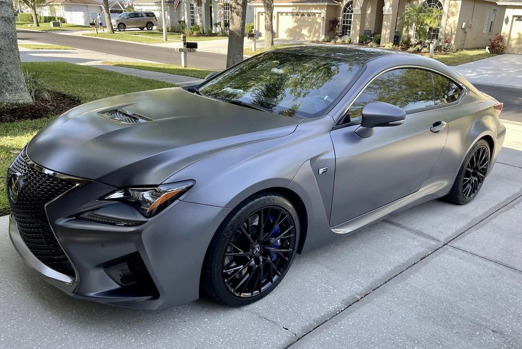 2019 Lexus RC F - Image 2 of 10