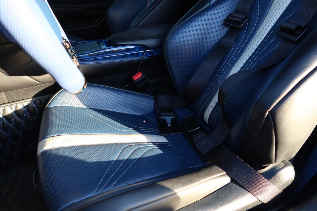 2019 Lexus RC F - Image 30 of 30