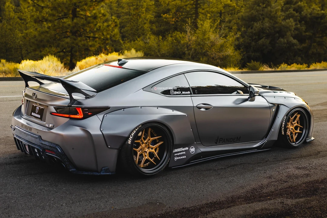 2019 Lexus RC F - Image 4 of 30