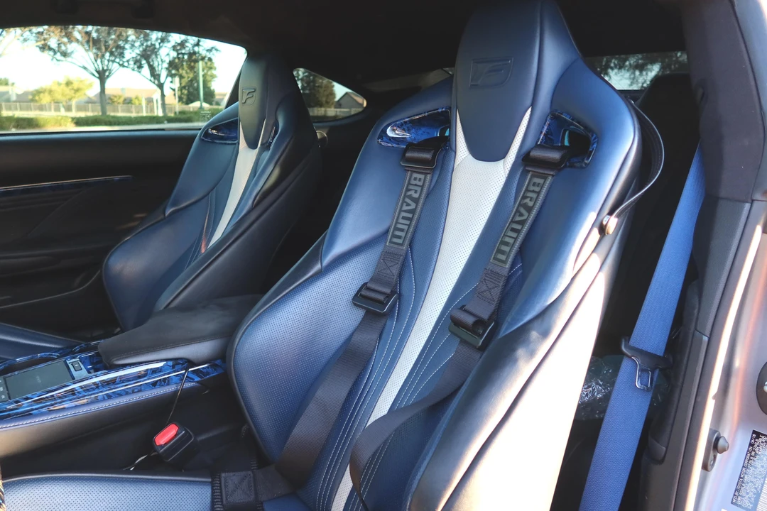 2019 Lexus RC F - Image 27 of 30