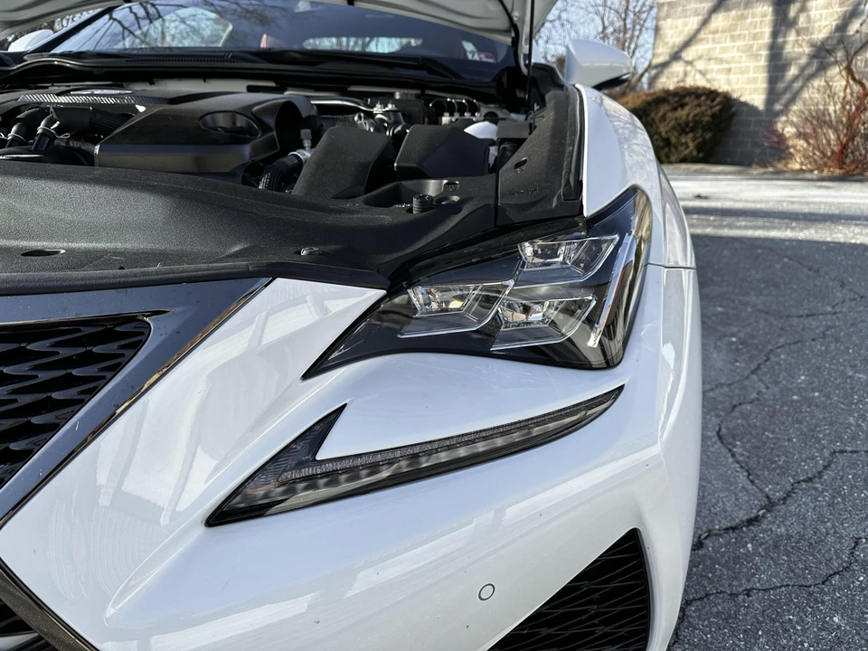 2019 Lexus RC F - Image 19 of 31