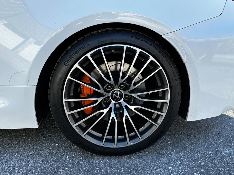 2019 Lexus RC F - Image 30 of 31