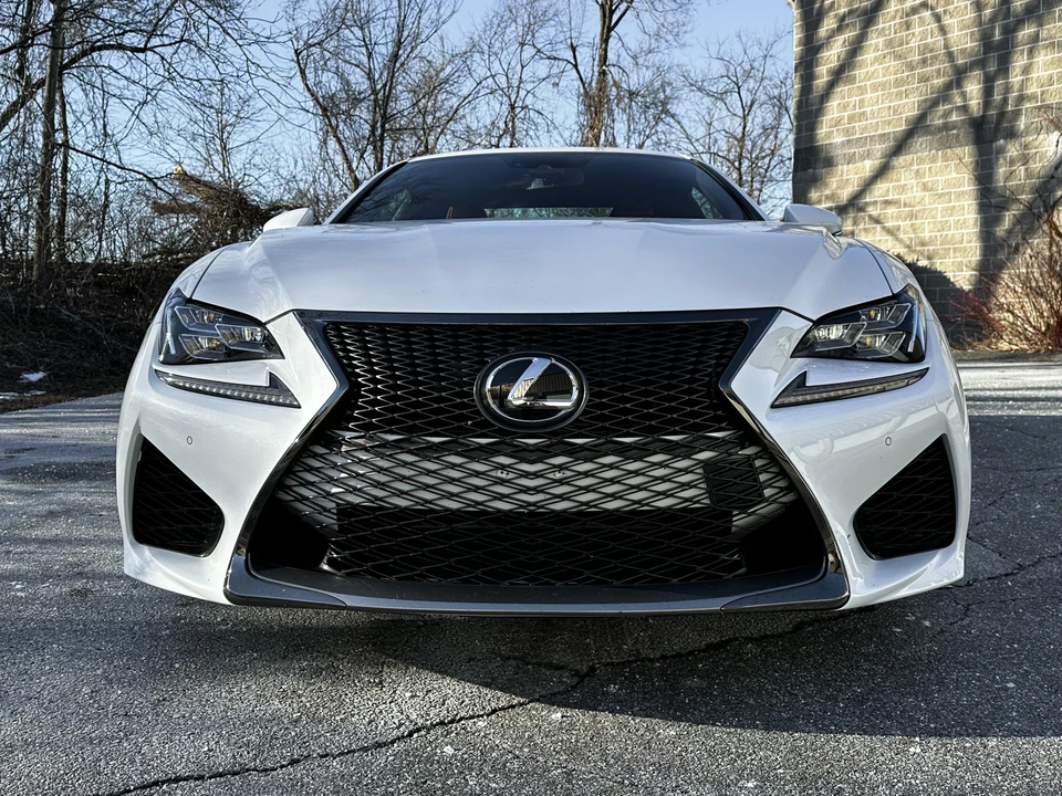 2019 Lexus RC F - Image 6 of 31