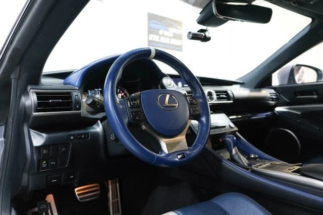 2019 Lexus RC F - Image 22 of 31