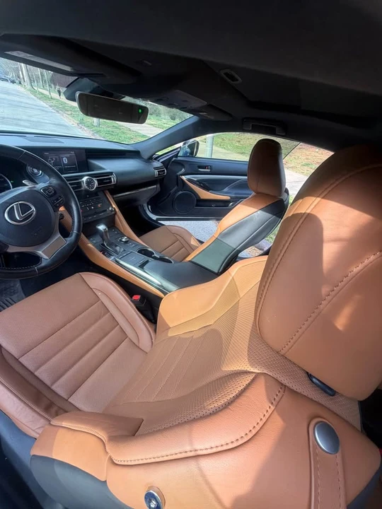2019 Lexus RC - Image 3 of 6