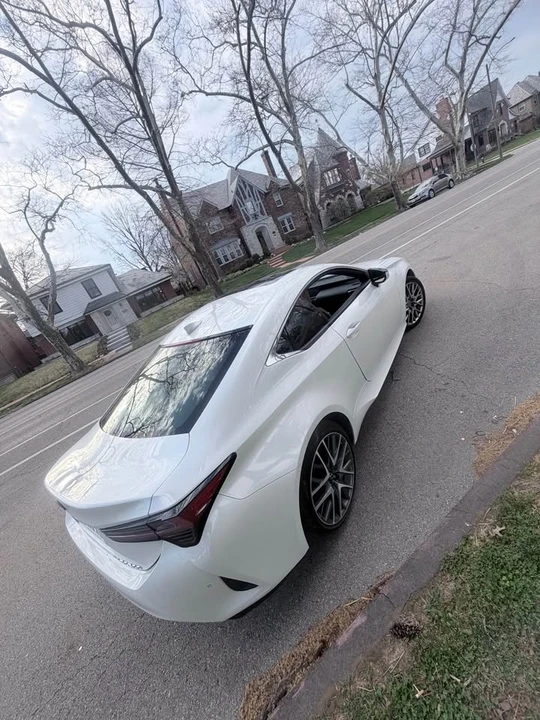 2019 Lexus RC - Image 6 of 6