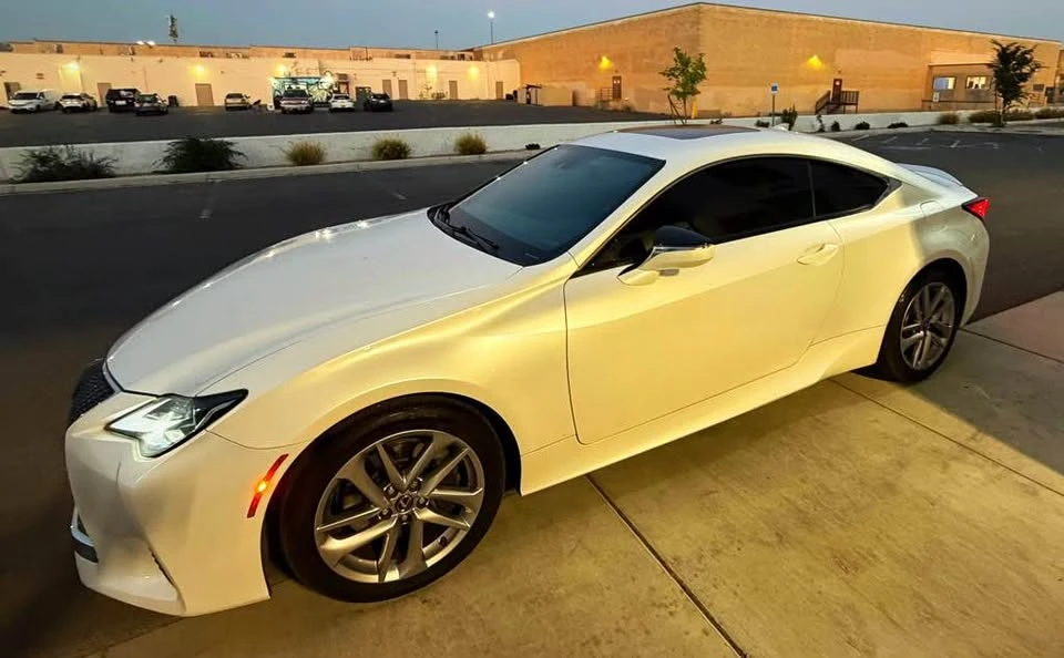 2019 Lexus RC - Image 2 of 8