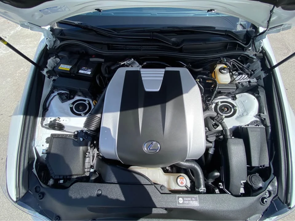 2019 Lexus RC - Image 13 of 13