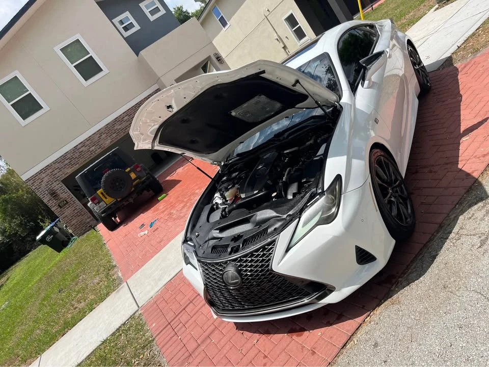 2019 Lexus RC - Image 7 of 9