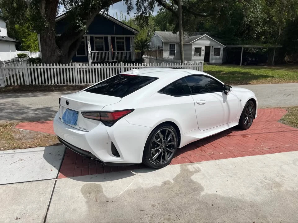 2019 Lexus RC - Image 5 of 9