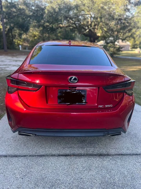 2019 Lexus RC - Image 10 of 10