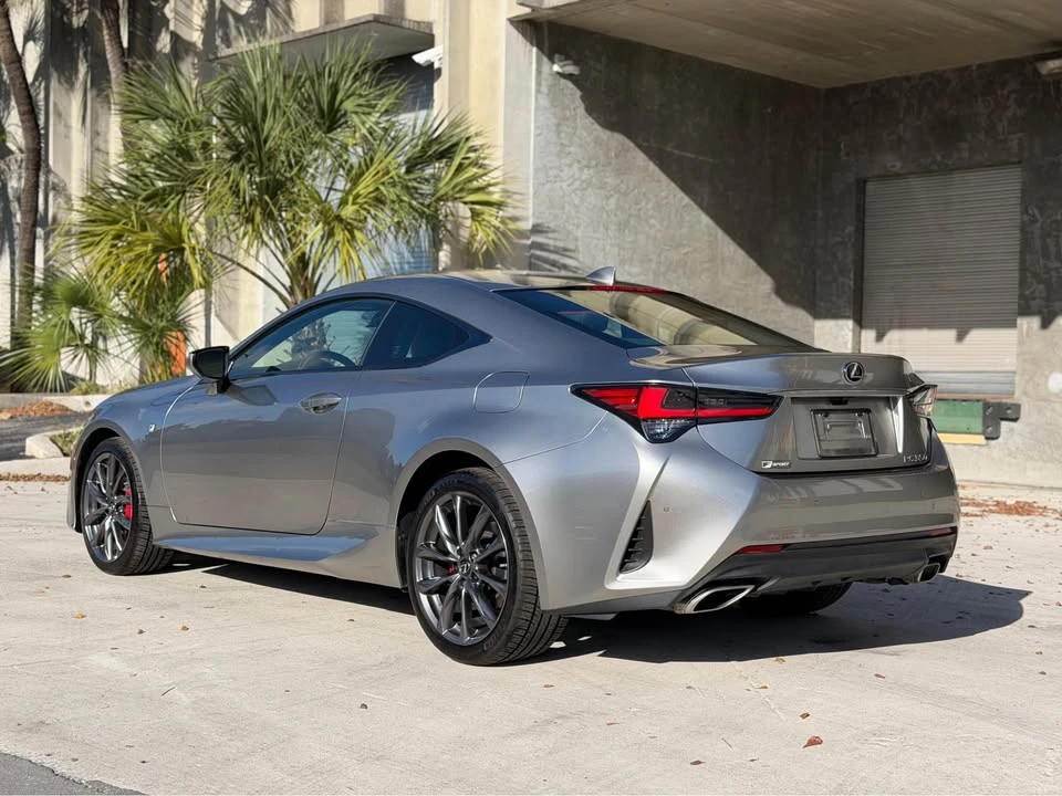 2019 Lexus RC - Image 2 of 7