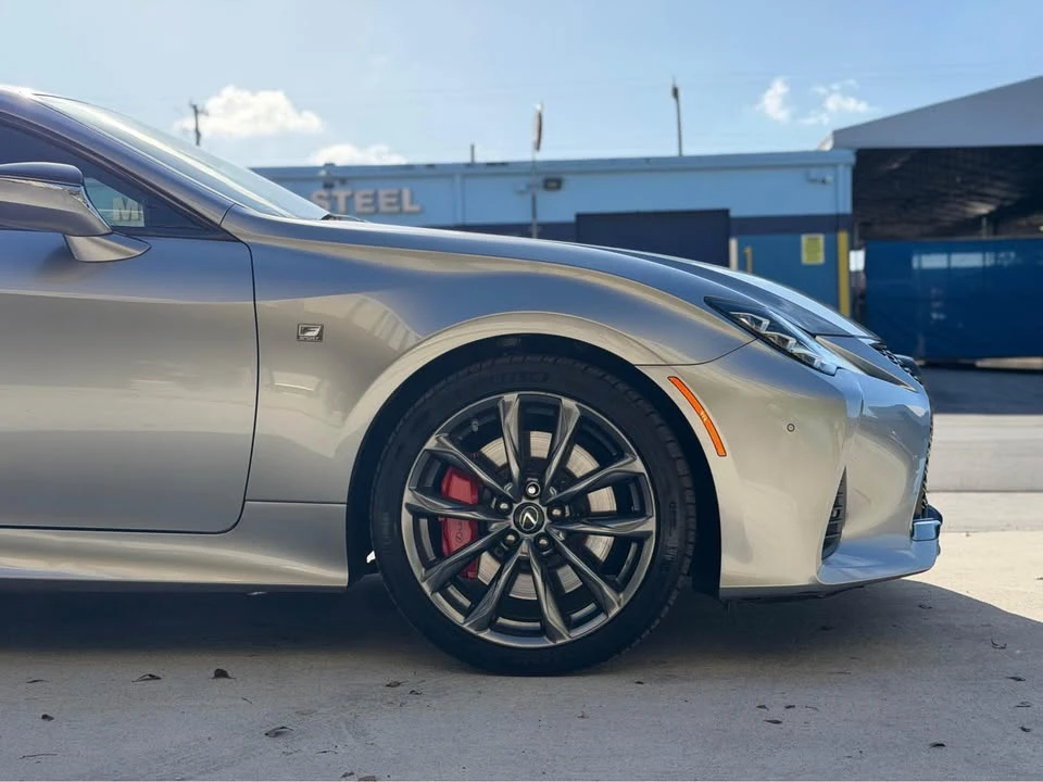 2019 Lexus RC - Image 5 of 7