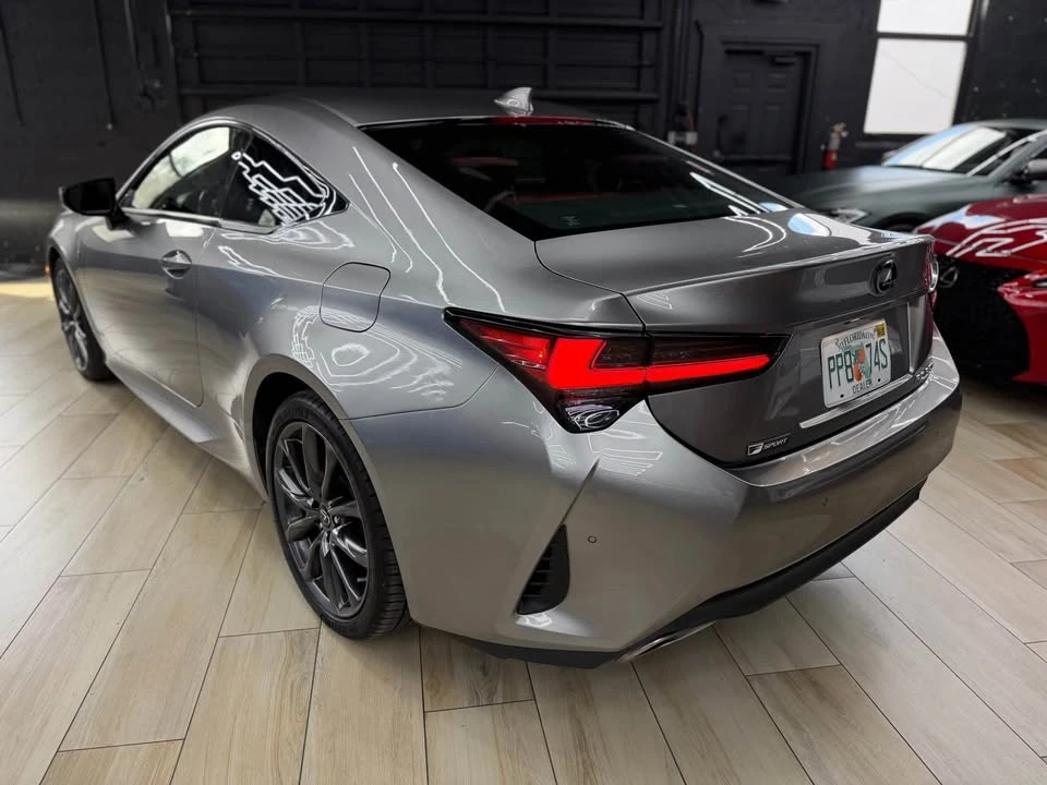 2019 Lexus RC - Image 9 of 20