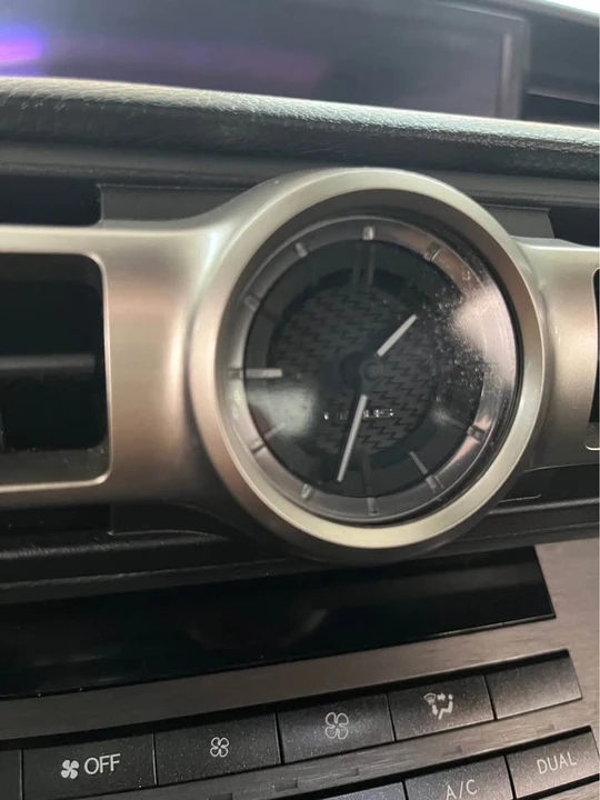 2019 Lexus RC - Image 13 of 15