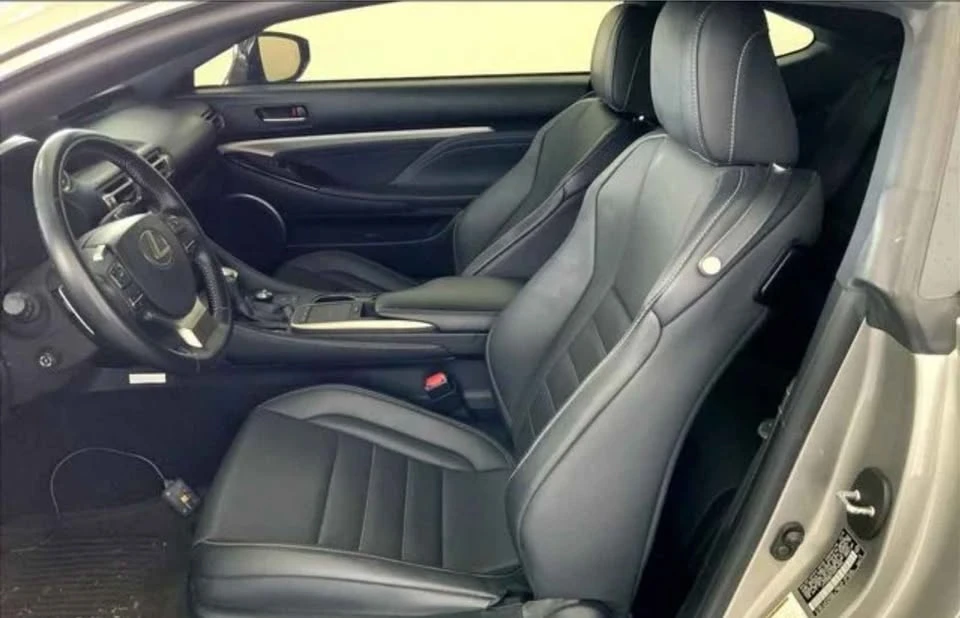 2019 Lexus RC - Image 11 of 13