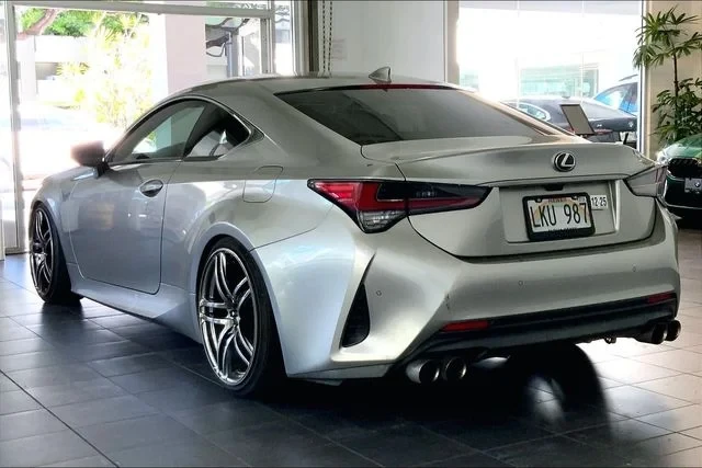 2019 Lexus RC - Image 11 of 12