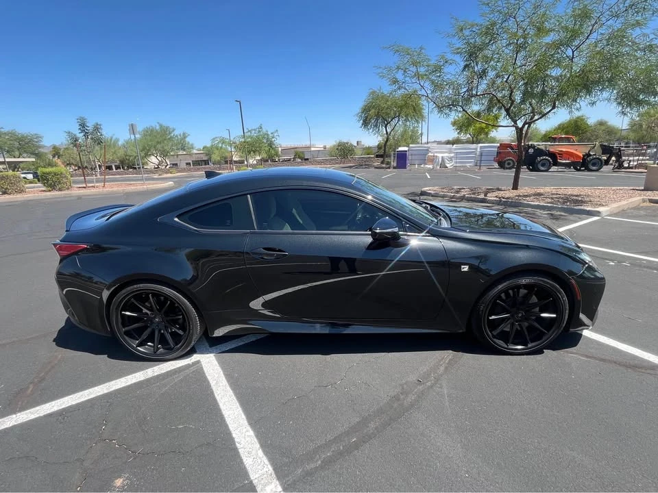 2019 Lexus RC - Image 5 of 11